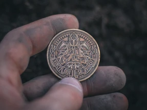 Why an EDC Reminder Coin is the Perfect Gift